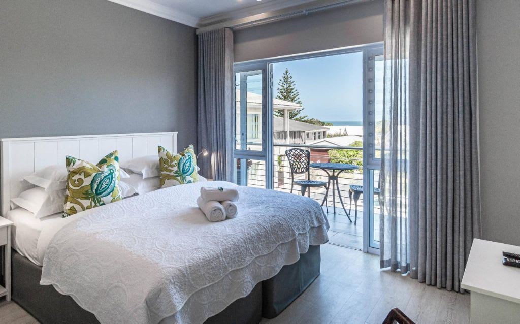 Whale Coast Ocean Villa