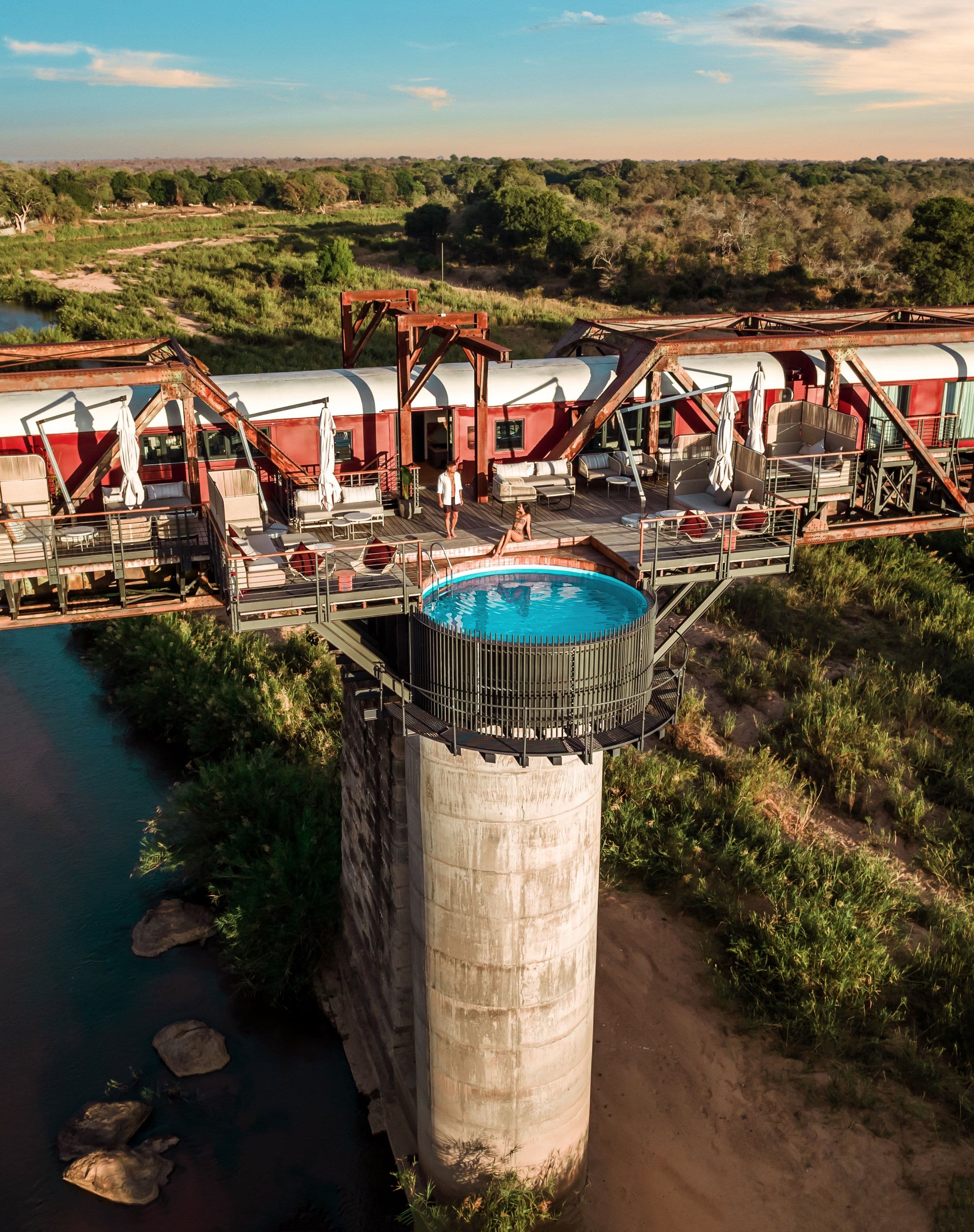 Kruger Shalati: The Train on the Bridge
