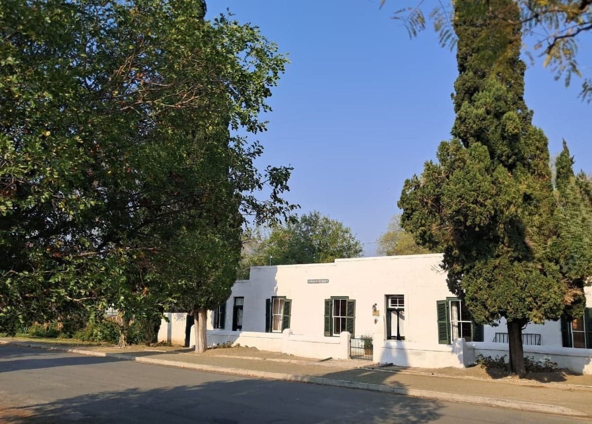 The Old House No 6 @ River Bend